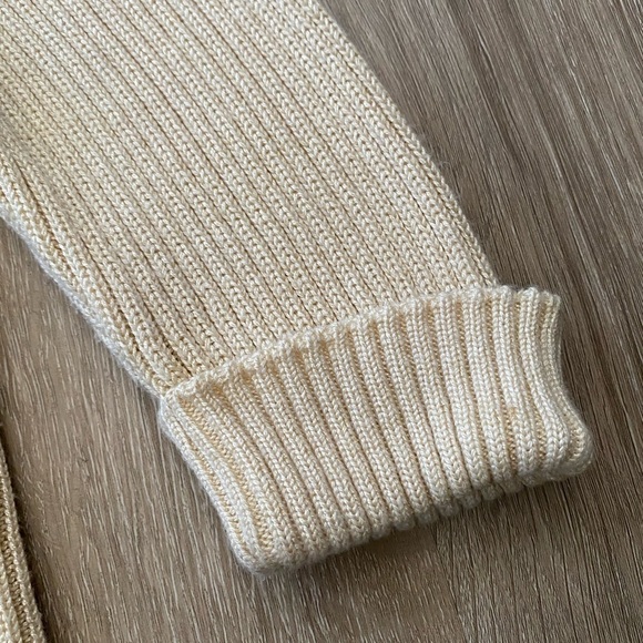 Women’s Made in Italy Cream Ribbed Knit Short Sleeve button Down Top - Picture 5 of 6